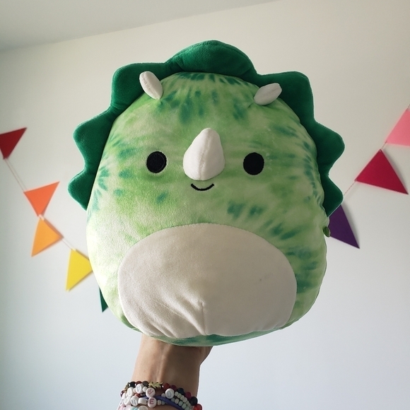 SQUISHMALLOWS Tie Dye dinosaur triceratops 8 inch - Picture 5 of 5